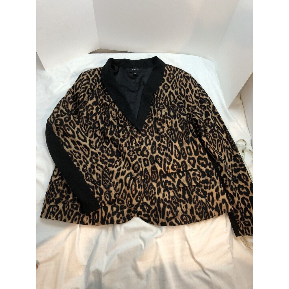 TORRID BLAZER 1 ANIMAL PRINT